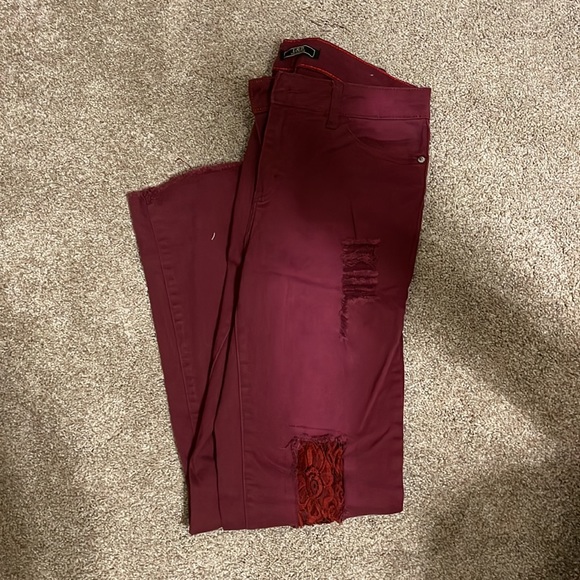 L&B maroon pants with lace knees - Picture 2 of 2